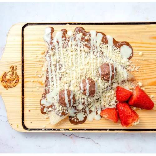 Crepes, Nutella & Ferrero